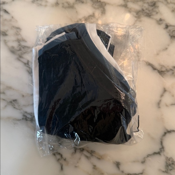 New Quince Organic Cotton HIGH CUT Thong 6 Pack Black, White & Ocean Blue S & XS - Picture 12 of 12